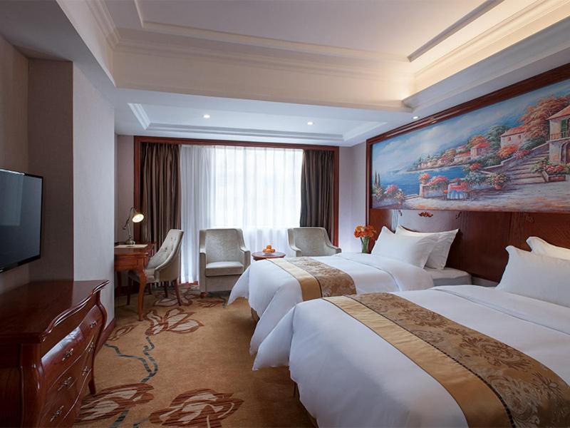 Vienna International Hotel Shaoguan Fengcailou Extérieur photo